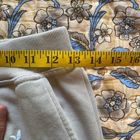 Embroidery pencil skirt with pockets. Size M. - Picture 7 of 9